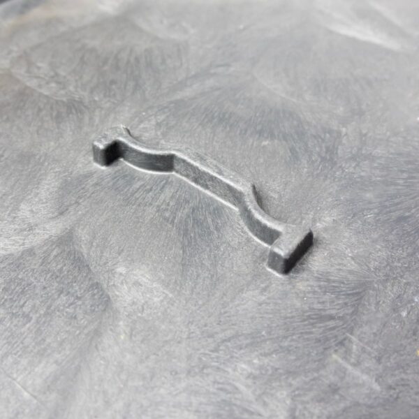 Stabilization system for egg trays